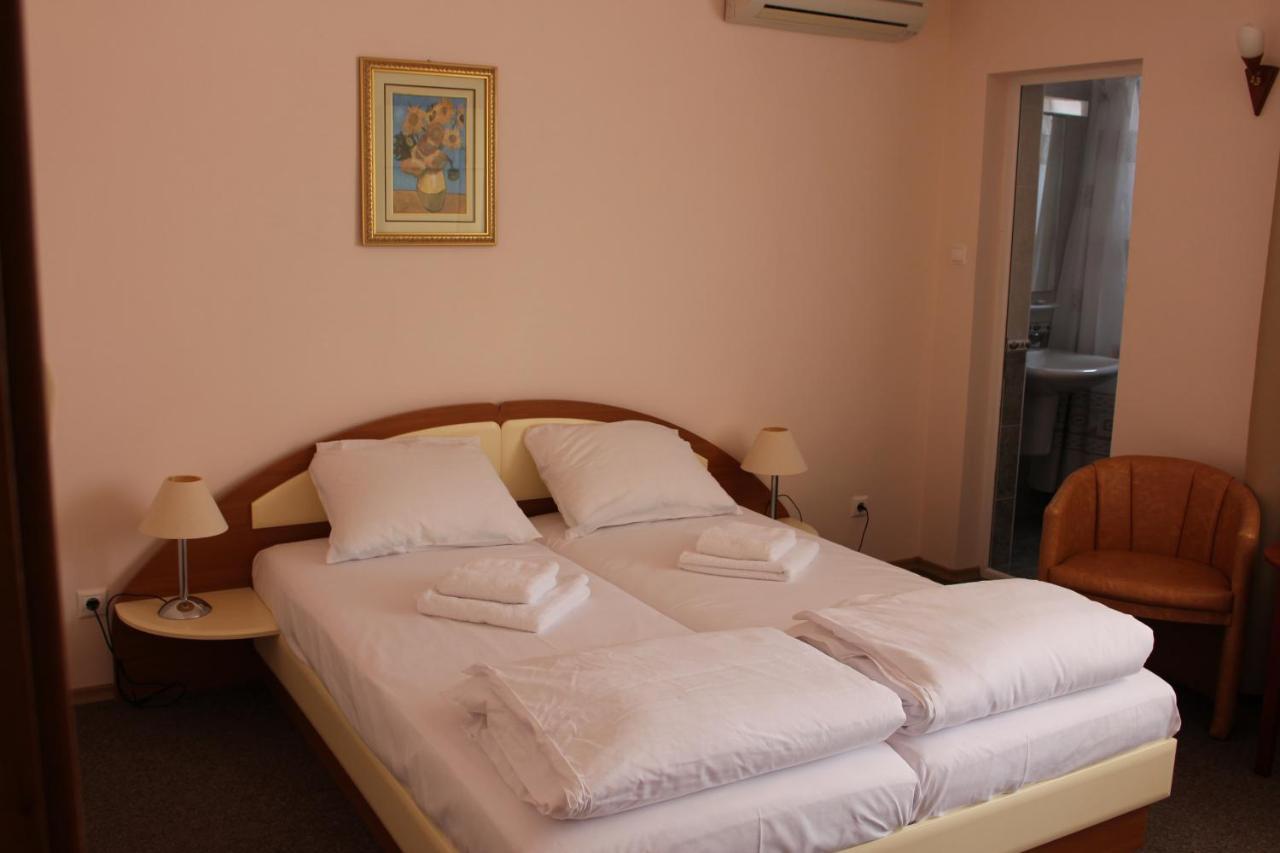 Arlanda Hotel Sveti Vlas Luaran gambar