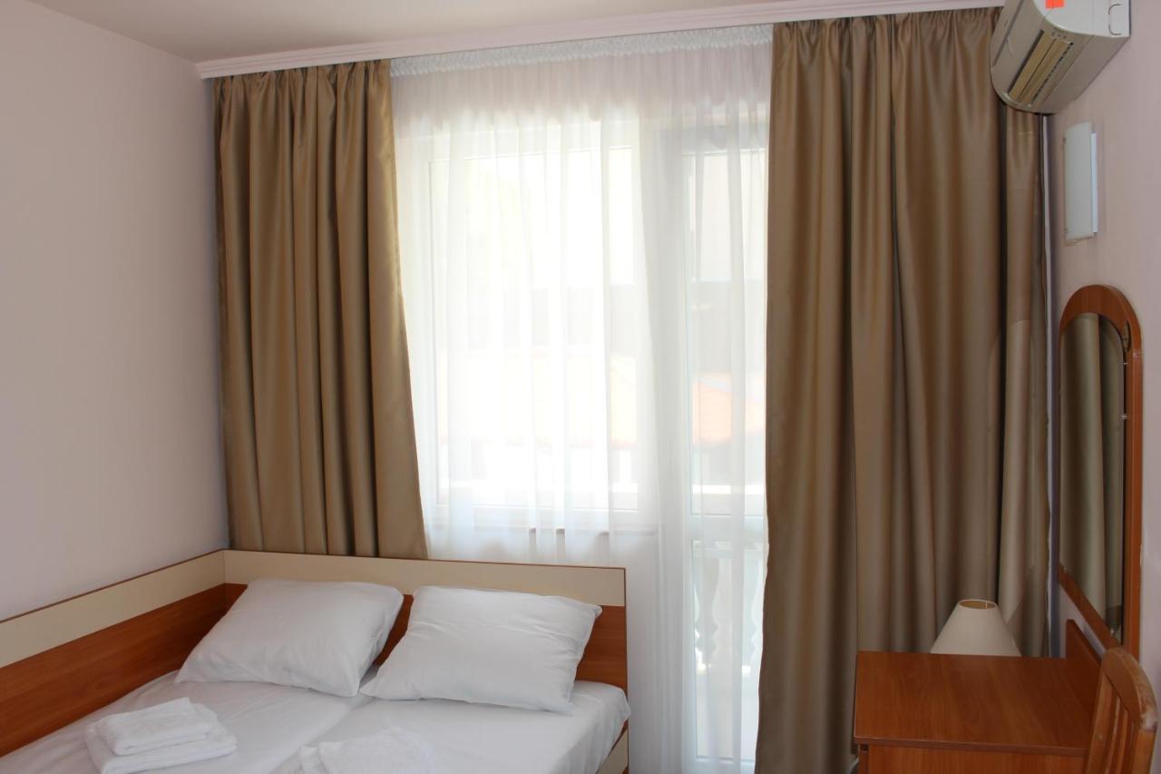 Arlanda Hotel Sveti Vlas Luaran gambar