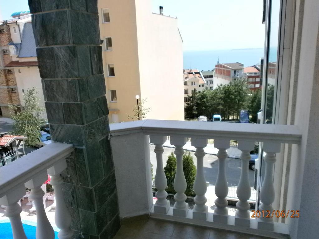Arlanda Hotel Sveti Vlas Luaran gambar